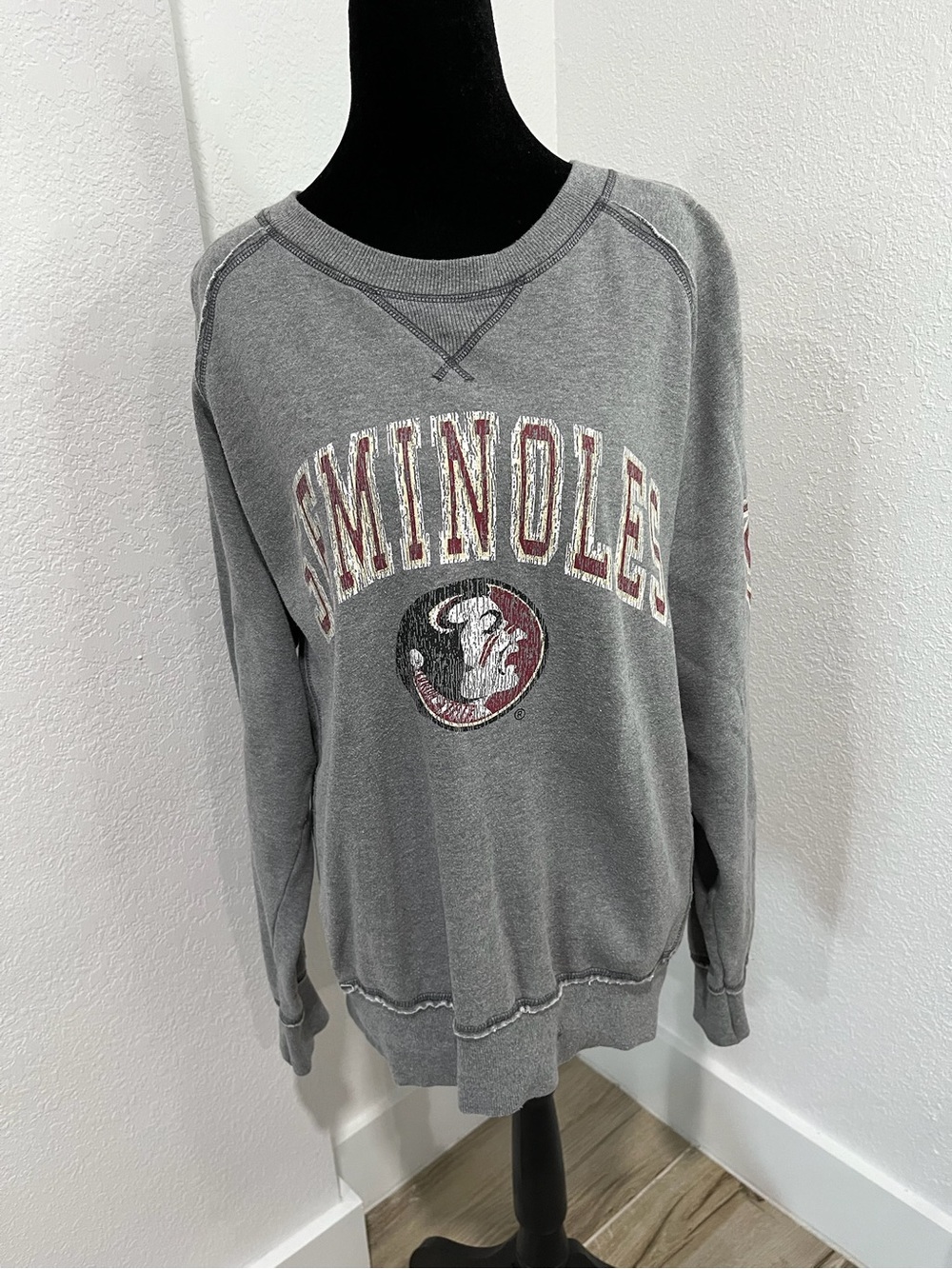 Colosseum Gray Sweatshirt with Garnet & Gold Seminoles Logo